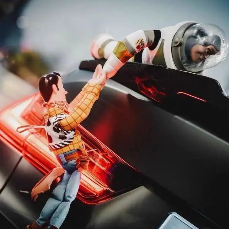 Toy Story: Woody & Buzz on Vehicle